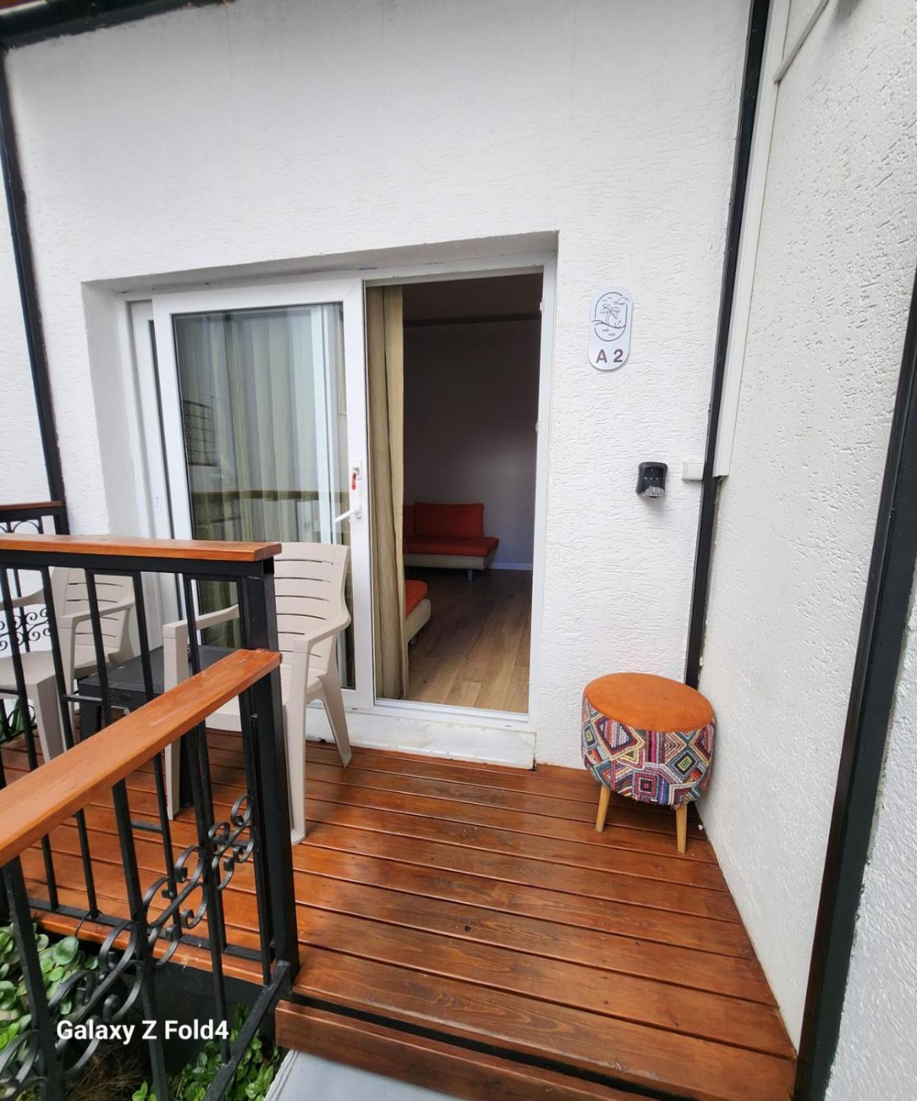 Loca Centre Suites Бодрум Экстерьер фото