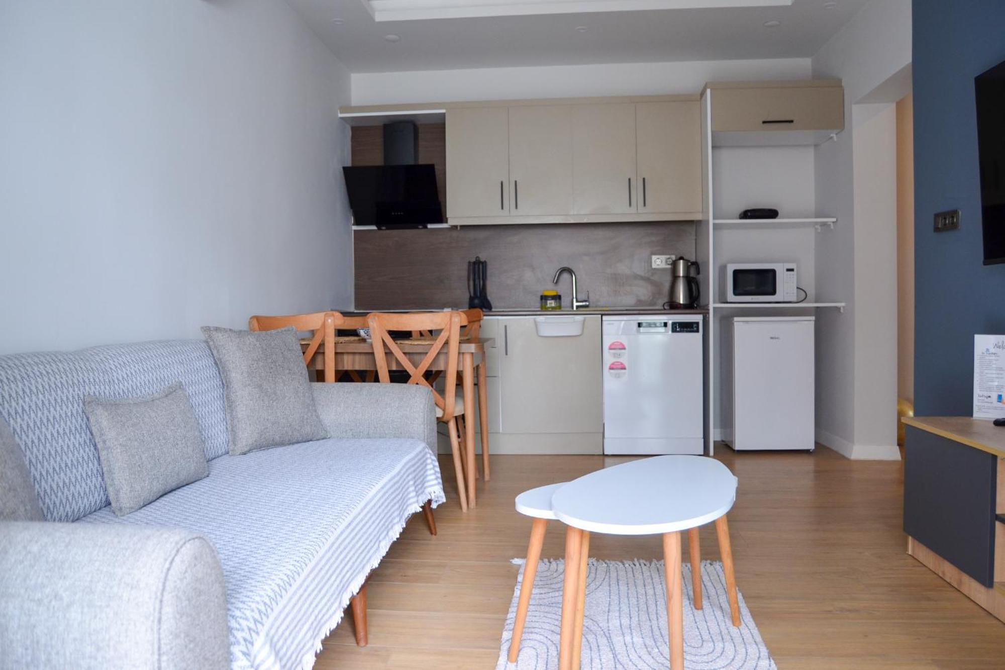 Loca Centre Suites Бодрум Экстерьер фото