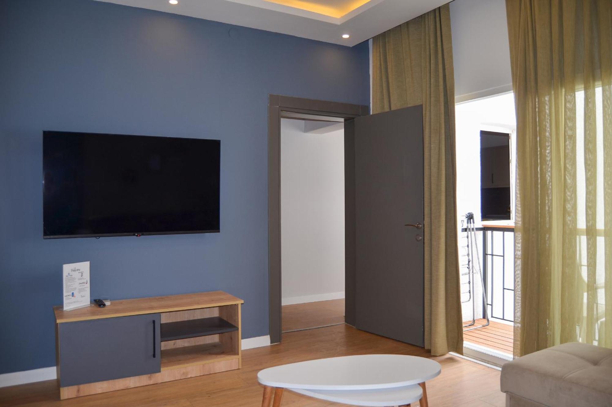 Loca Centre Suites Бодрум Экстерьер фото