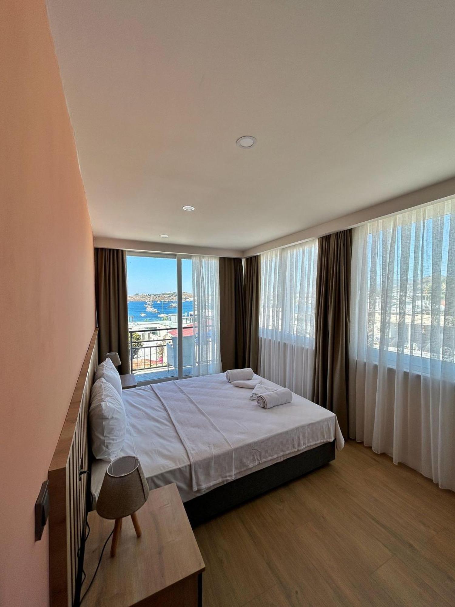 Loca Centre Suites Бодрум Экстерьер фото